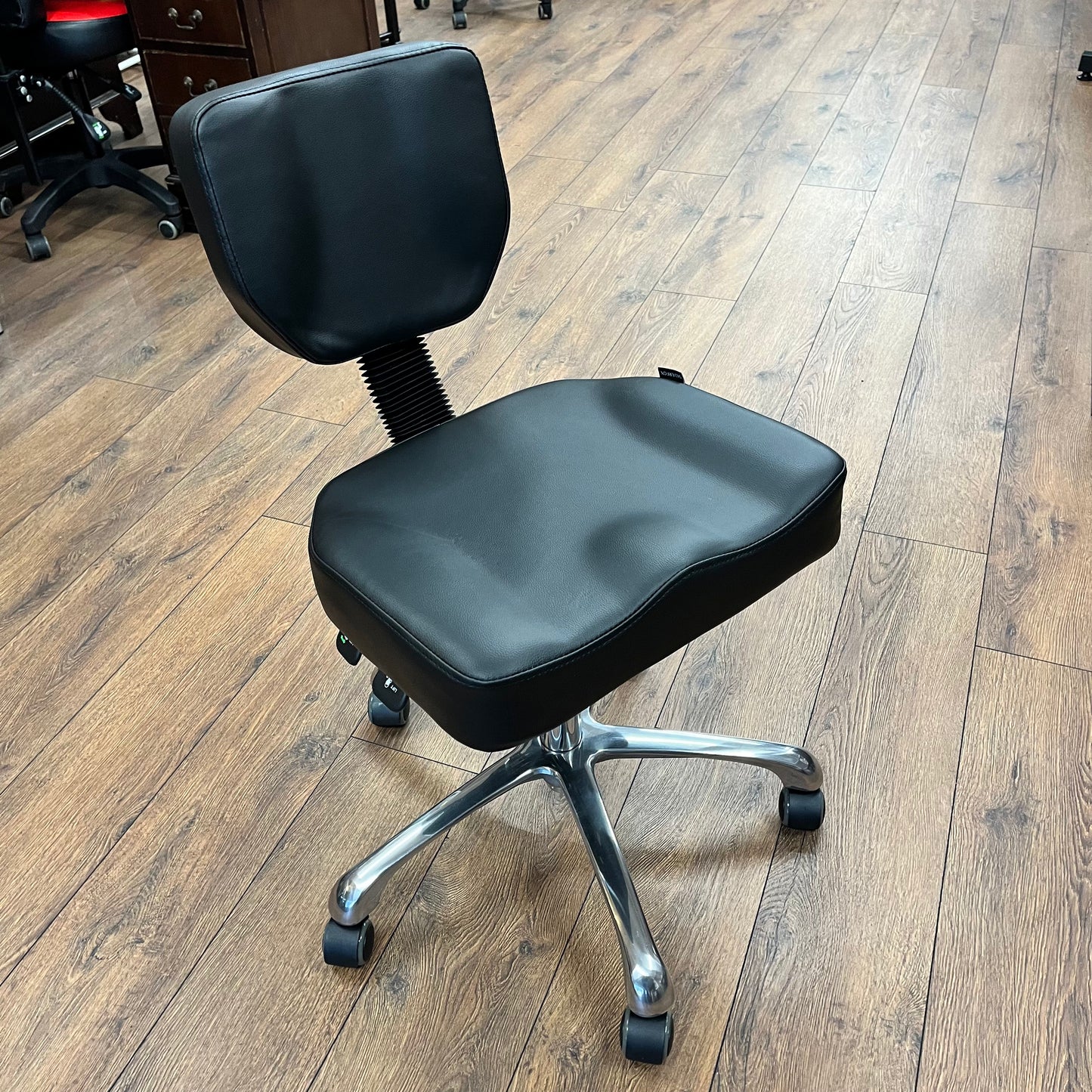 Extra-Padded Tattooist Stool