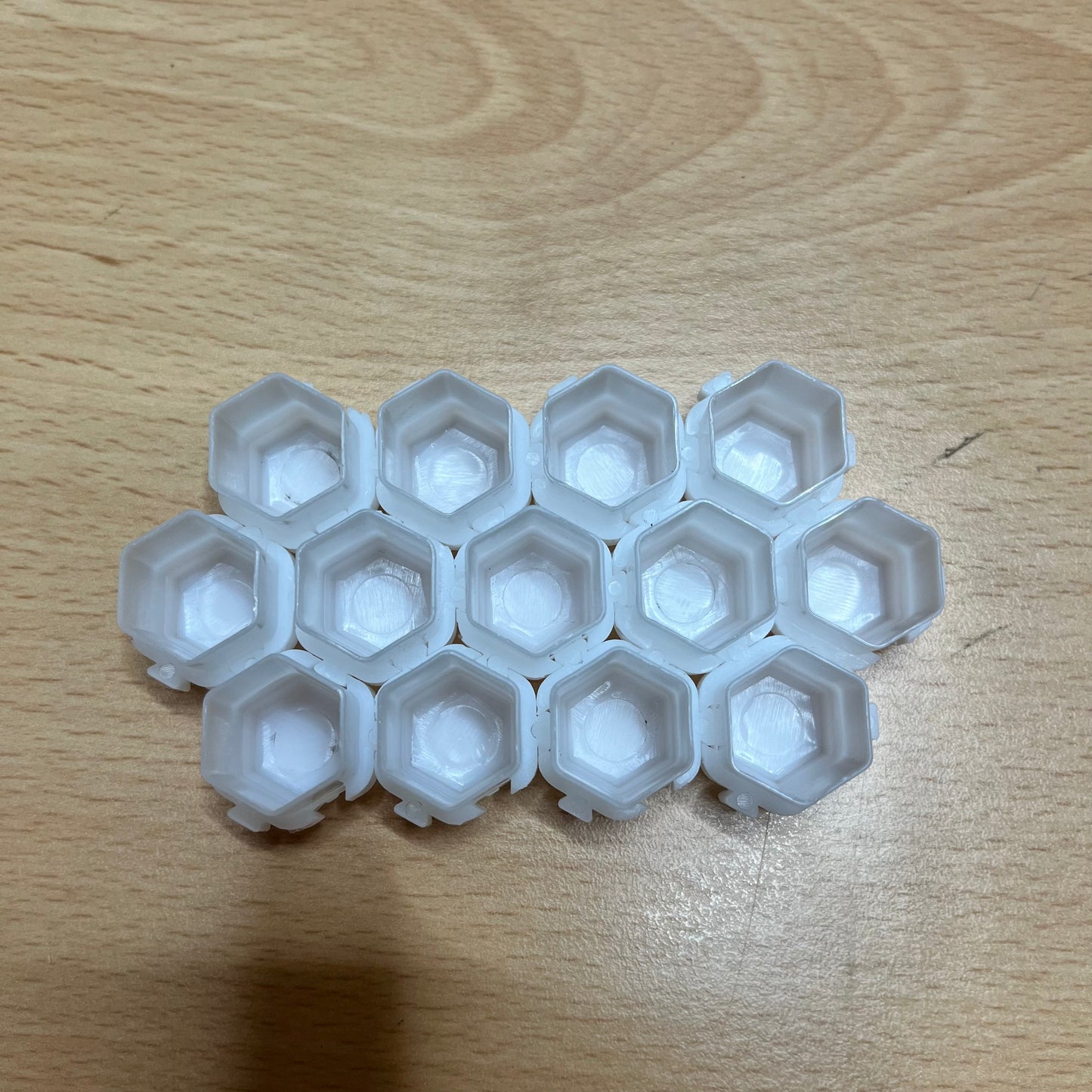 Linkable Ink Cups