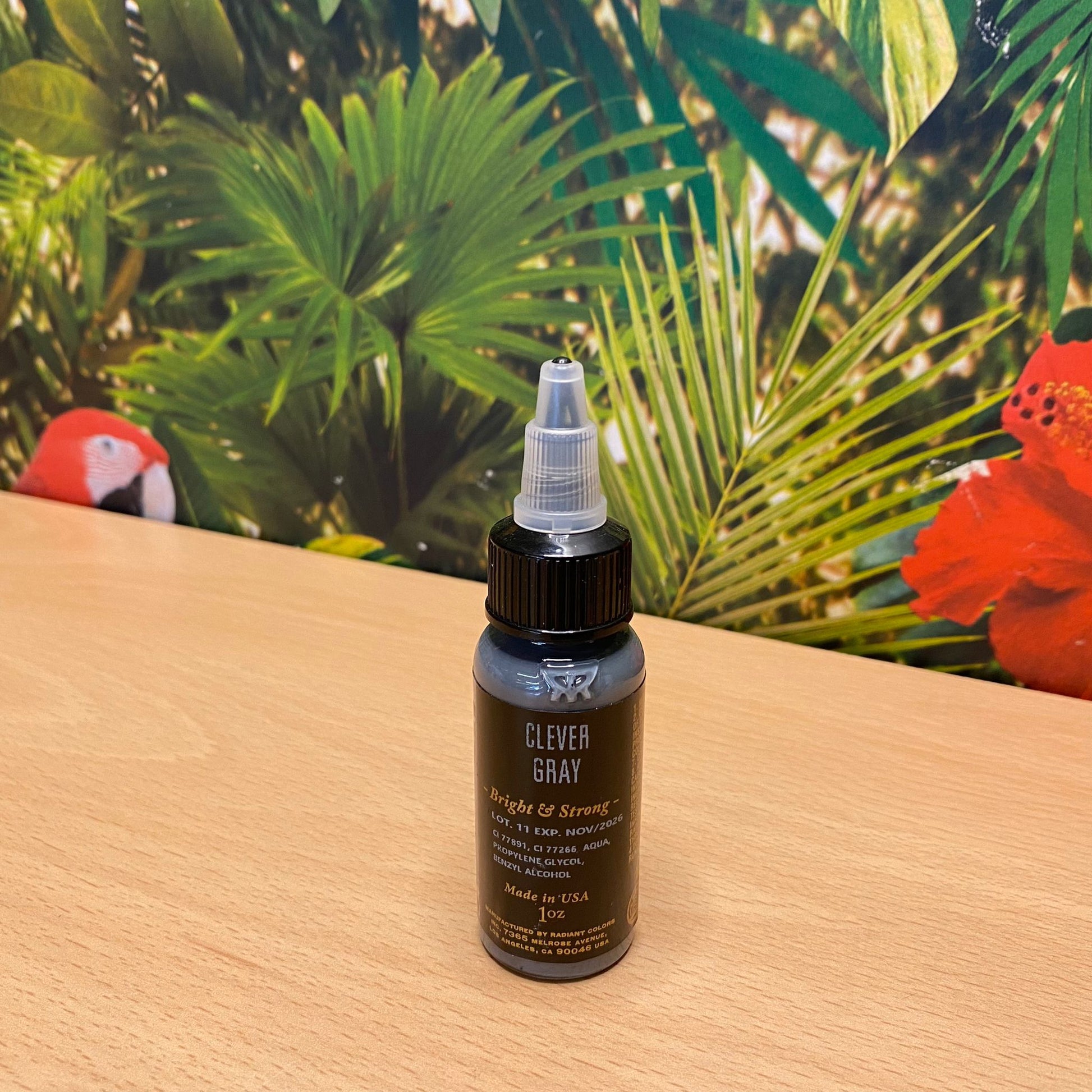 Radiant Tattoo Ink - Clever Gray