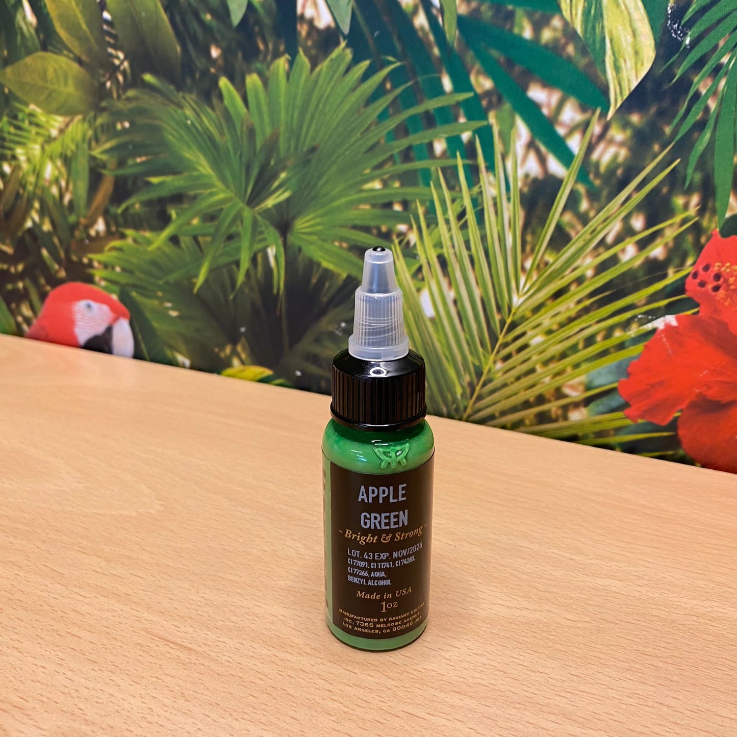 Radiant Tattoo Ink - Apple Green